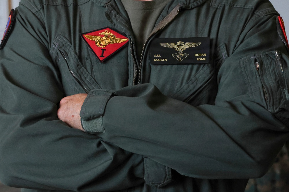 1st Marine Aircraft Wing Commander visits Marine Air Control Squadron 4