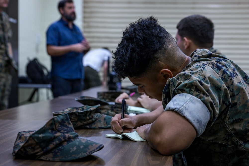 7th Communication Battalion hosts Commercial Transmission Operators Course