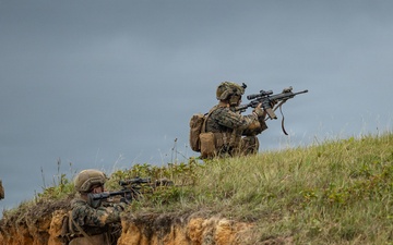 U.S. Marines with 12th LCT Conduct a Live-Fire Range