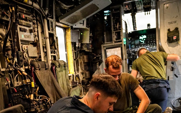 USS John P. Murtha Conducts COMPTUEX With Makin Island Amphibious Ready Group