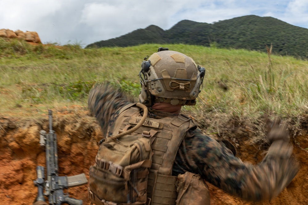 U.S. Marines with 12th LCT Conduct a Live-Fire Range