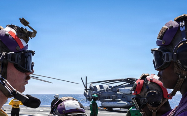 USS John P. Murtha Conducts COMPTUEX With Makin Island Amphibious Ready Group