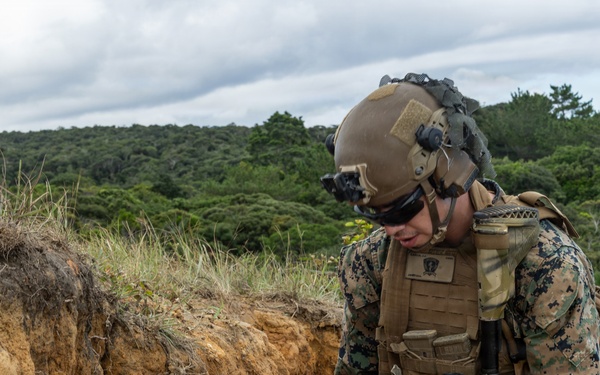 U.S. Marines with 12th LCT Conduct a Live-Fire Range
