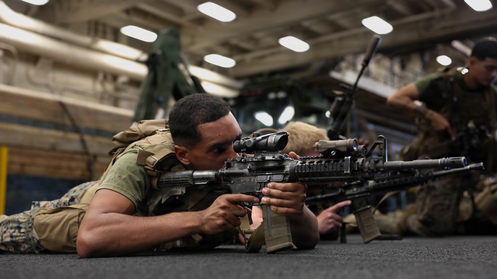 Anchroage Conducts COMPTUEX With Makin Island Amphibious Ready Group