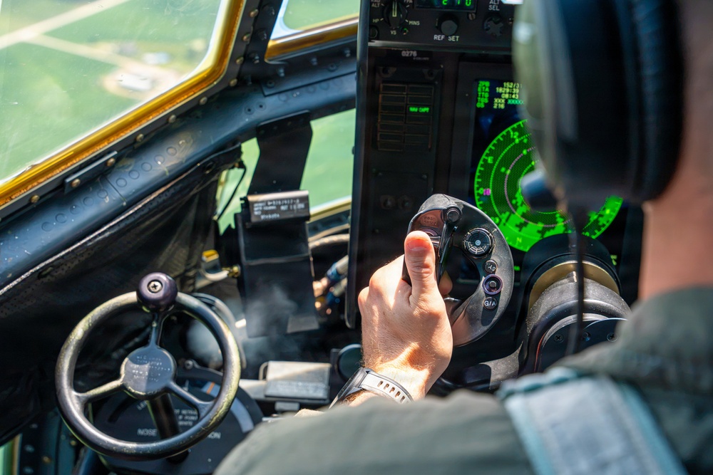 AATTC supports air-to-air refueling for first time with Reserve Command