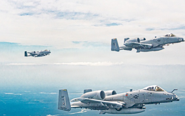 AATTC supports air-to-air refueling for first time with Reserve Command