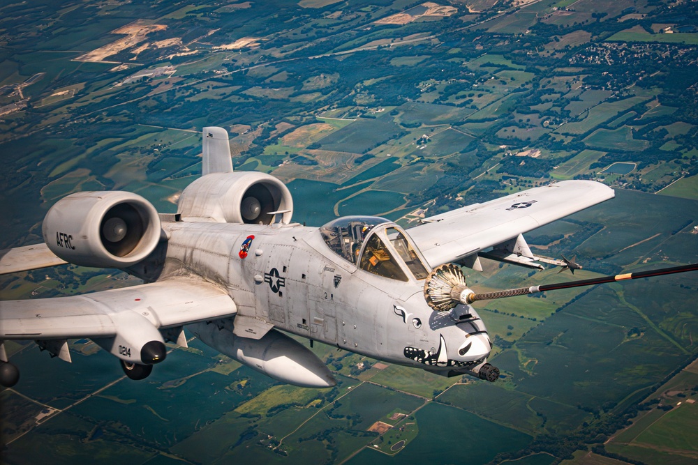 AATTC supports air-to-air refueling for first time with Reserve Command