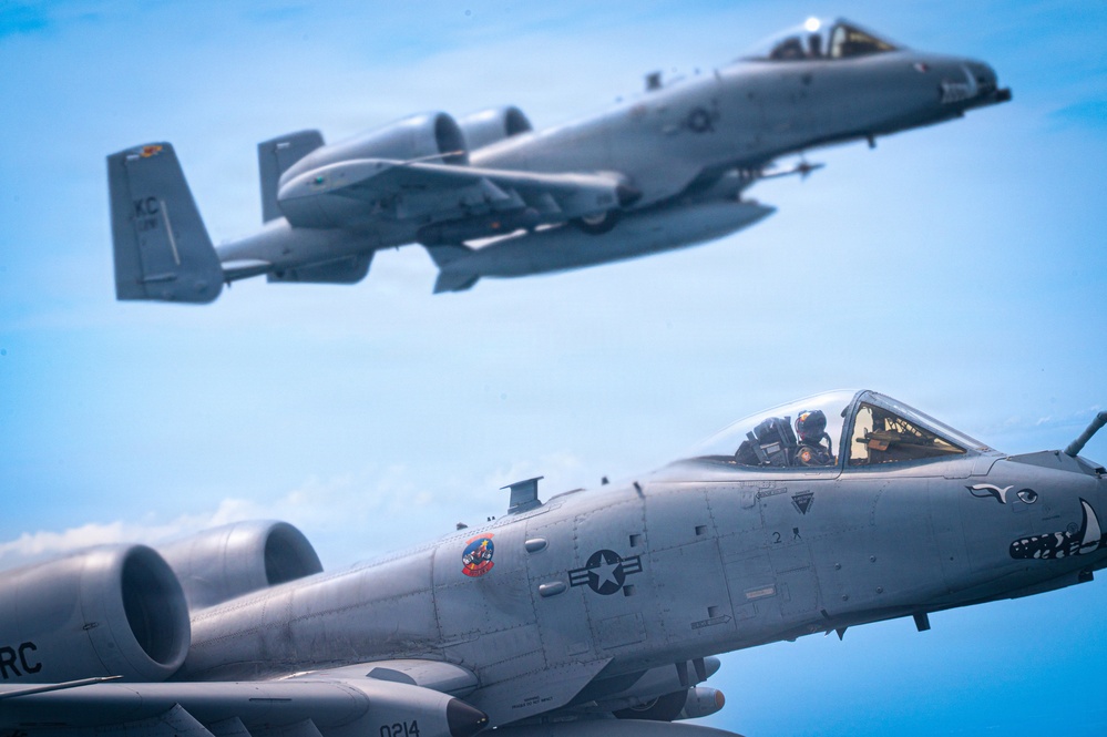 AATTC supports air-to-air refueling for first time with Reserve Command