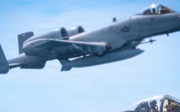 AATTC supports air-to-air refueling for first time with Reserve Command