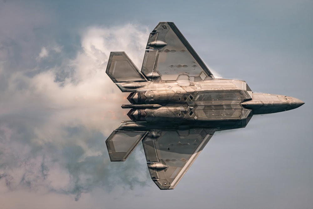 F-22 Demonstration Team performs for 2026 Chicago Air and Water Show