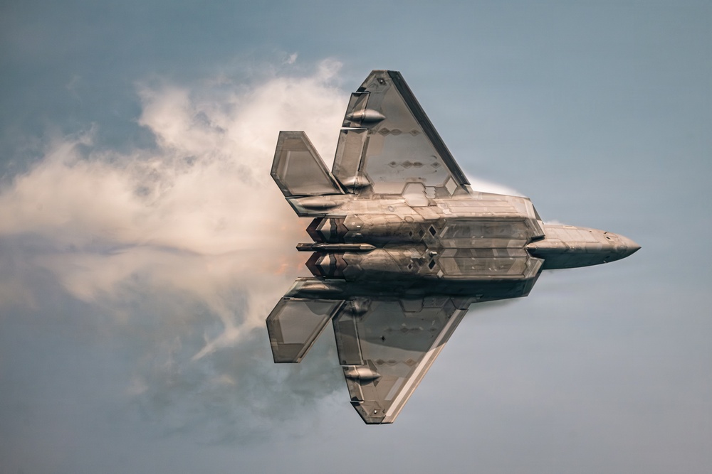 F-22 Demonstration Team performs for 2026 Chicago Air and Water Show