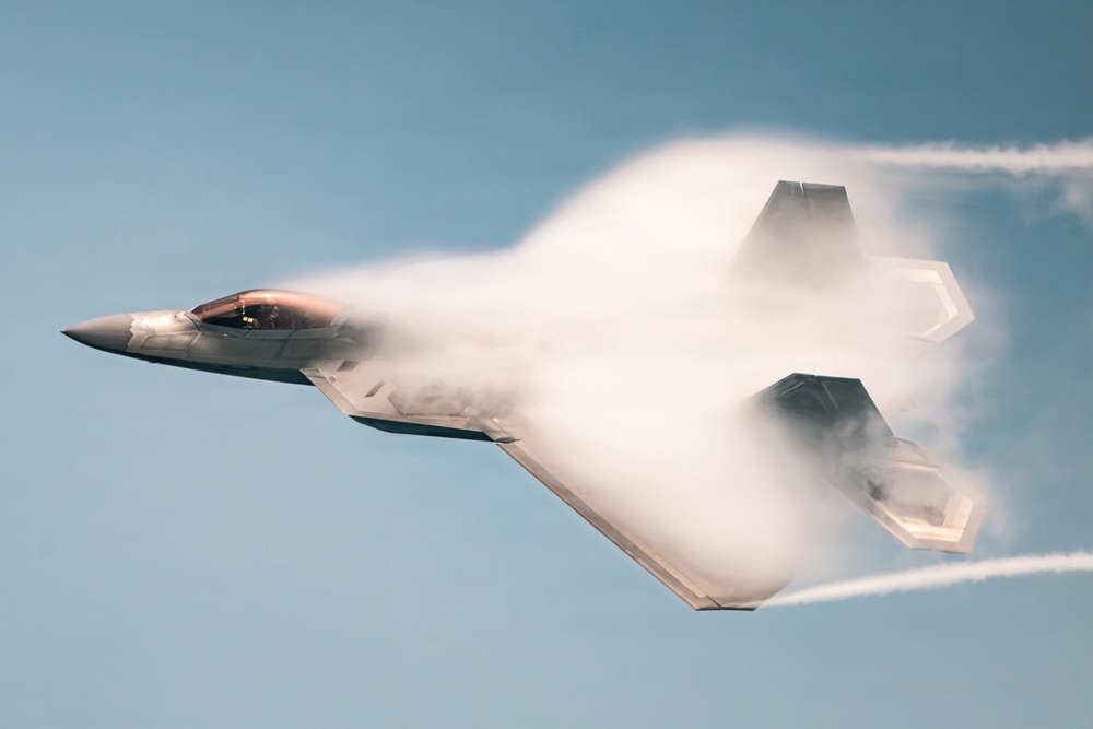 F-22 Demonstration Team performs for 2026 Chicago Air and Water Show