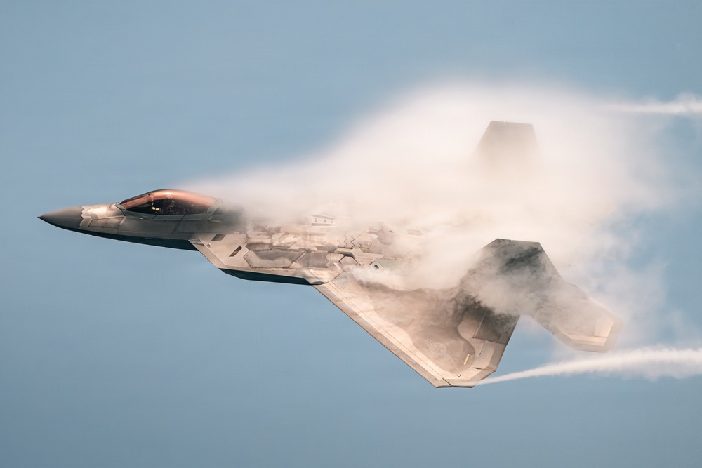F-22 Demonstration Team performs for 2026 Chicago Air and Water Show