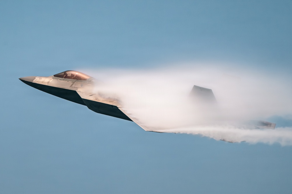 F-22 Demonstration Team performs for 2026 Chicago Air and Water Show