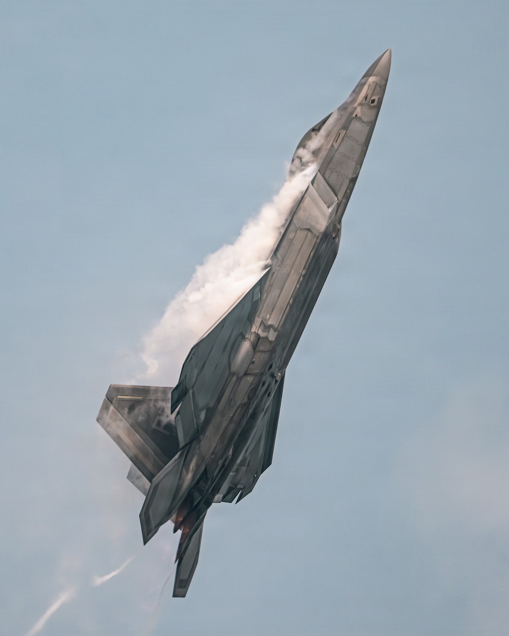F-22 Demonstration Team performs for 2026 Chicago Air and Water Show