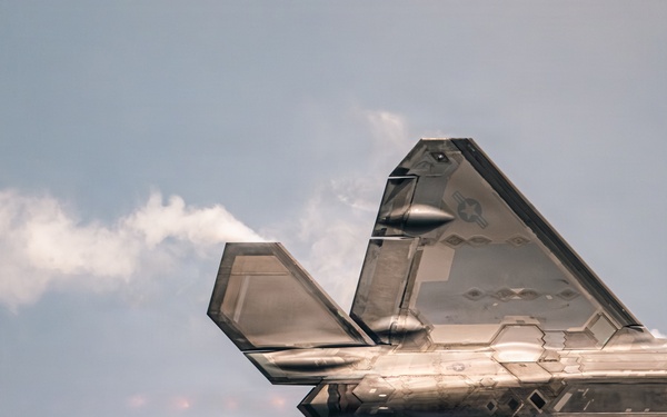 F-22 Demonstration Team performs for 2026 Chicago Air and Water Show