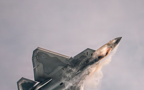 F-22 Demonstration Team performs for 2026 Chicago Air and Water Show