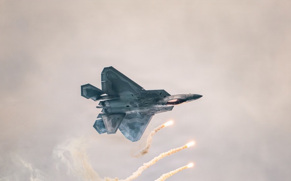 F-22 Demonstration Team performs for 2026 Chicago Air and Water Show