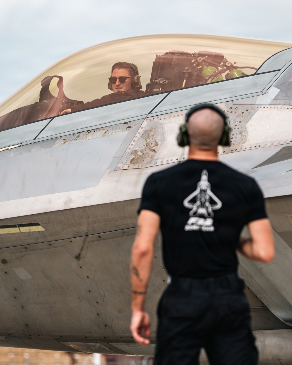 F-22 Demonstration Team performs for 2026 Chicago Air and Water Show