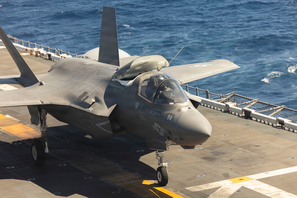 13th MEU | VMFA-211 Conducts Carrier Qualifications Aboard USS Makin Island