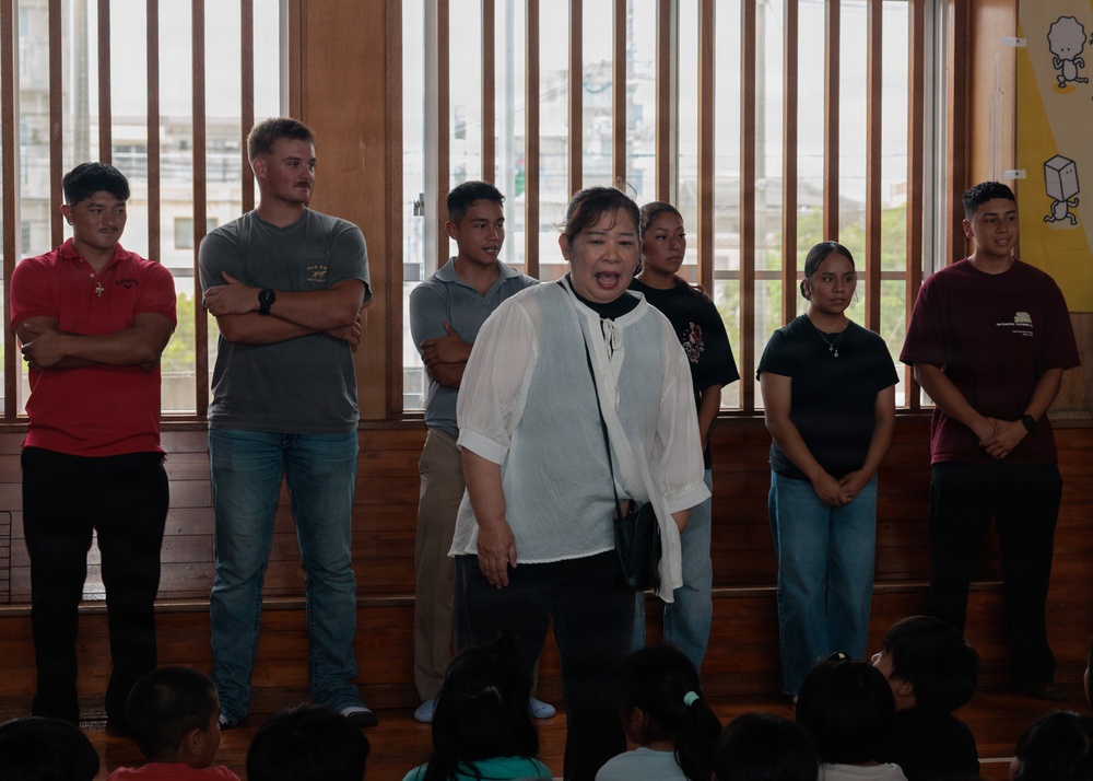 U.S. Marines Visit Local Youth Center