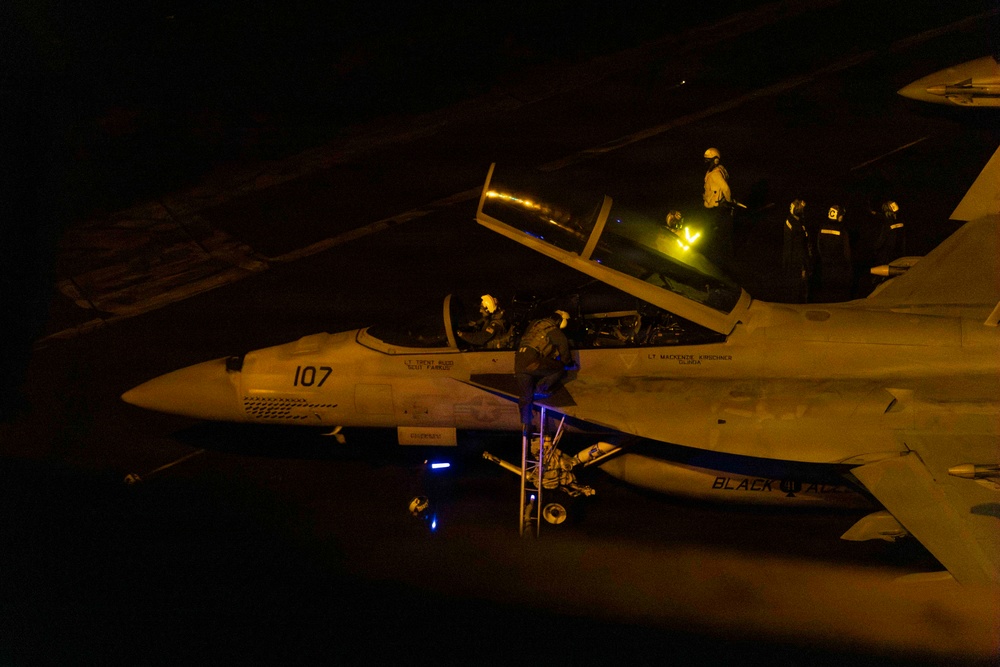 Abraham Lincoln Conducts Flight Operations
