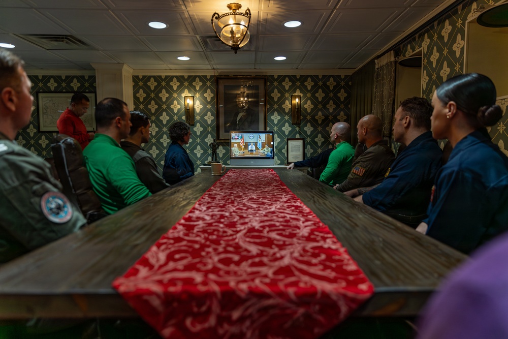 Abraham Lincoln Conducts A Meeting With SECWAR