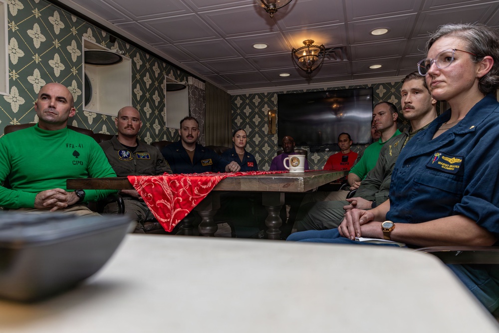 Abraham Lincoln Conducts A Meeting With SECWAR