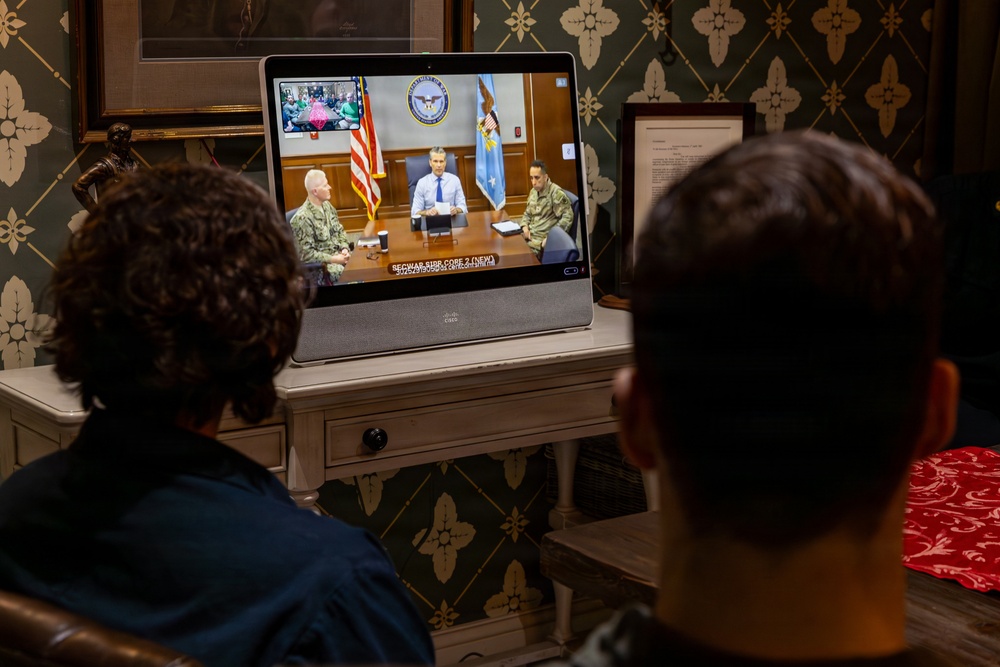 Abraham Lincoln Conducts A Meeting With SECWAR