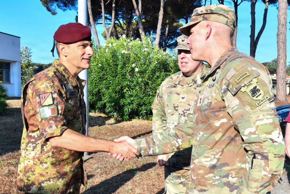 Incoming SETAF-AF Commander Visits Camp Darby