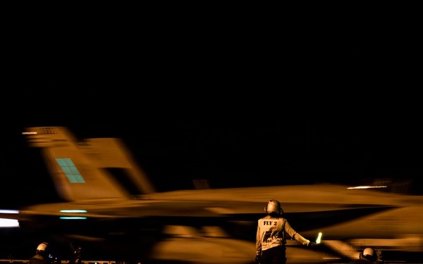 USS George Washington Conducts Flight Operations
