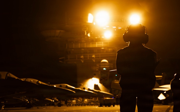 USS George Washington Conducts Flight Operations