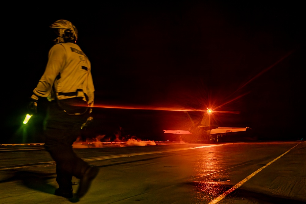 USS George Washington Conducts Flight Operations