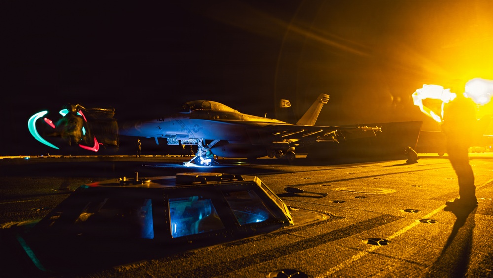 USS George Washington Conducts Flight Operations