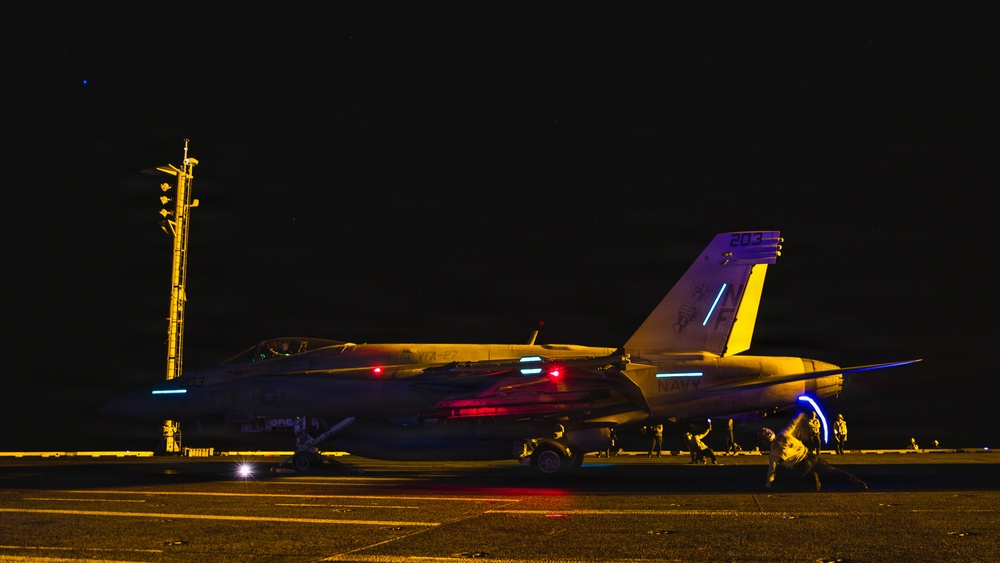 USS George Washington Conducts Flight Operations