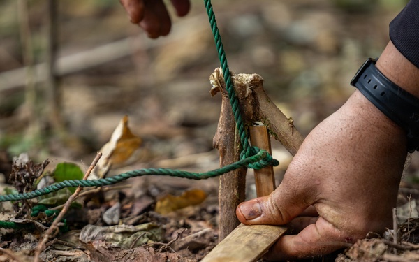 MRF-D Marines participate in jungle survival exchange