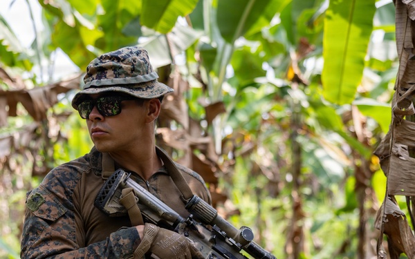 MRF-D Marines participate in jungle survival exchange