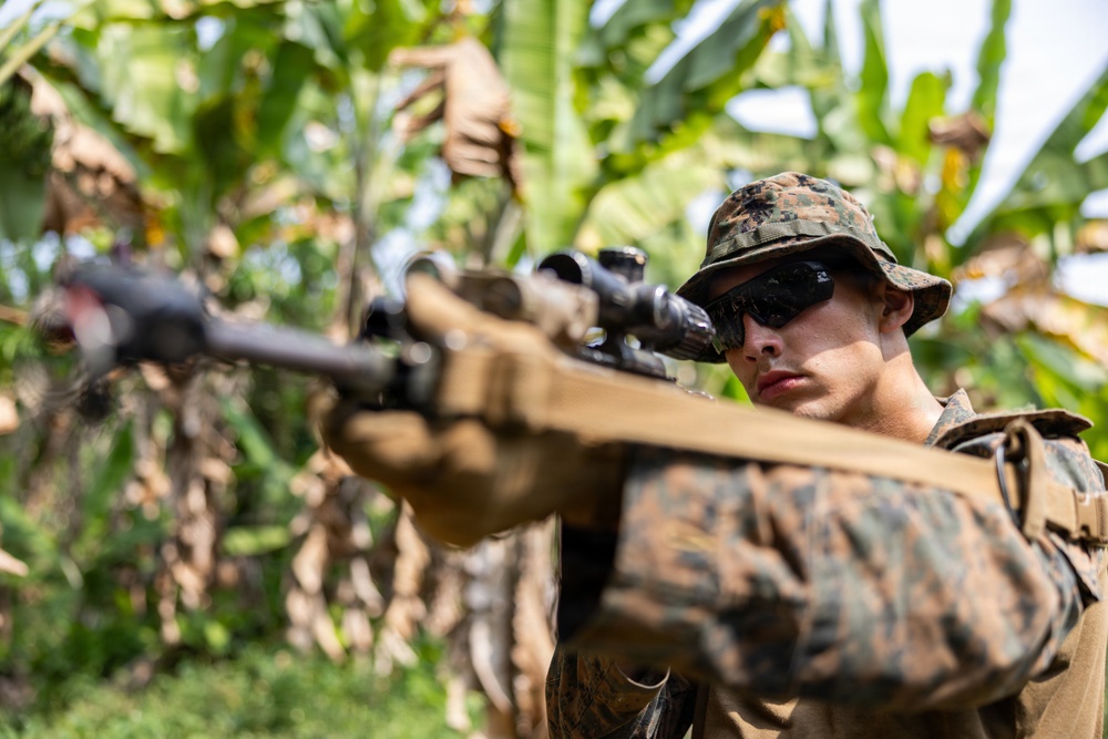 MRF-D Marines participate in jungle survival exchange