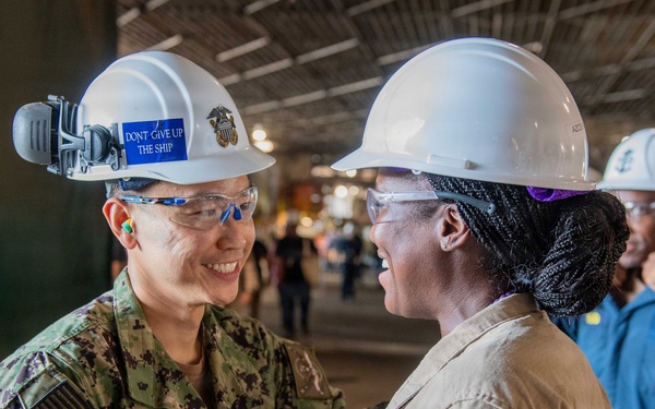 USS John C. Stennis (CVN 74) Lt. Cmdr. Huy Huynh Ring Off Ceremony