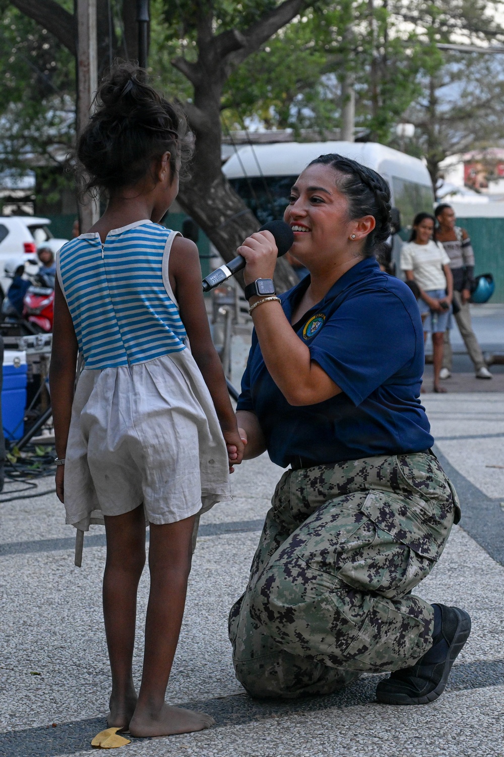 Pacific Partnership Band holds concert at Avenida Marginal waterfront in Dili, Timor-Leste