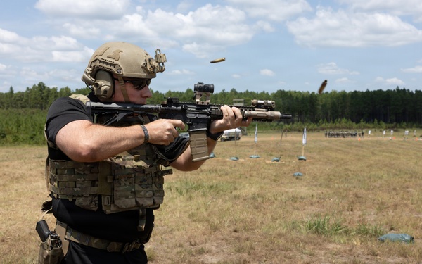 Senior Advisor to the Secretary of War for Strategy Visits Camp Shelby