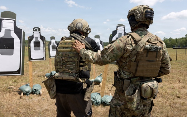 Senior Advisor to the Secretary of War for Strategy Visits Camp Shelby