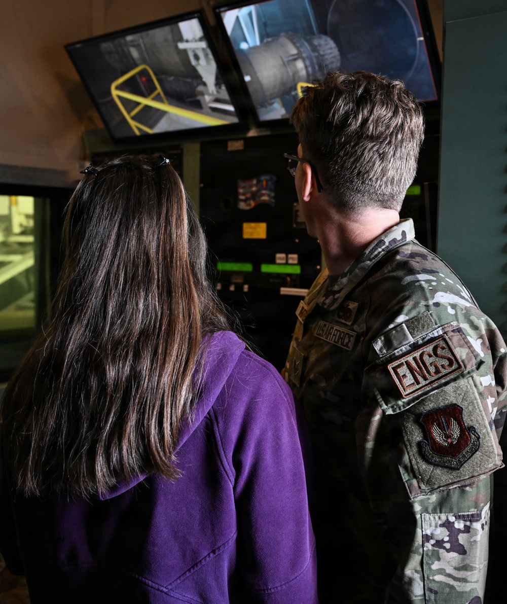 Liberty Wing families visit engine run demo