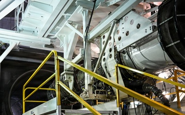 Liberty Wing families visit engine run demo