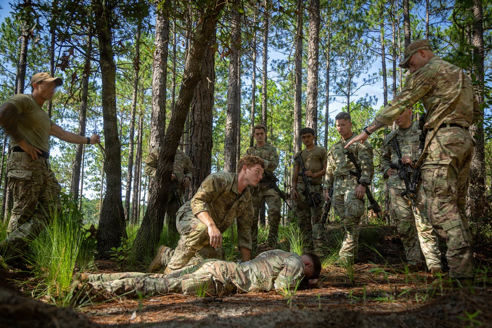 3rd Special Forces Group, 82nd Airborne Division Strengthen Interoperability During FIDEX