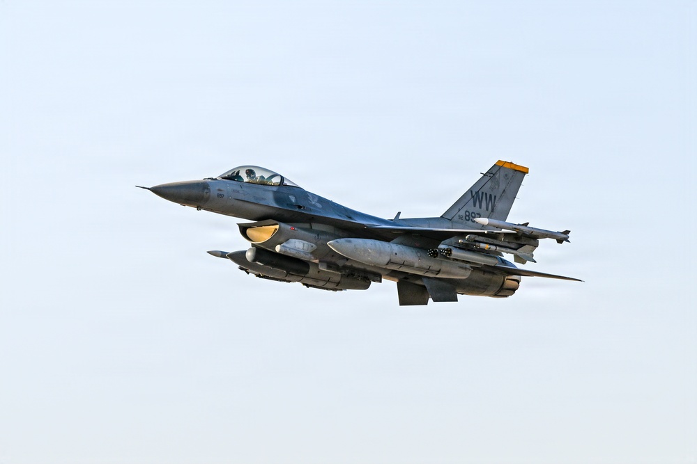 F-16 takeoff and land in the CENTCOM AOR
