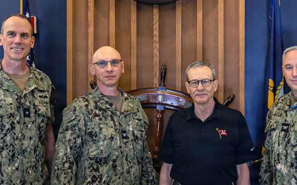 Under Secretary of the Navy Visits PNSY