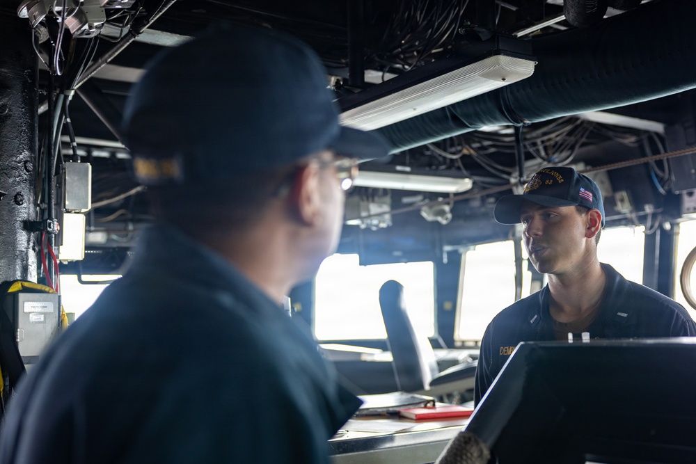 John Paul Jones Sailor Conducts Training