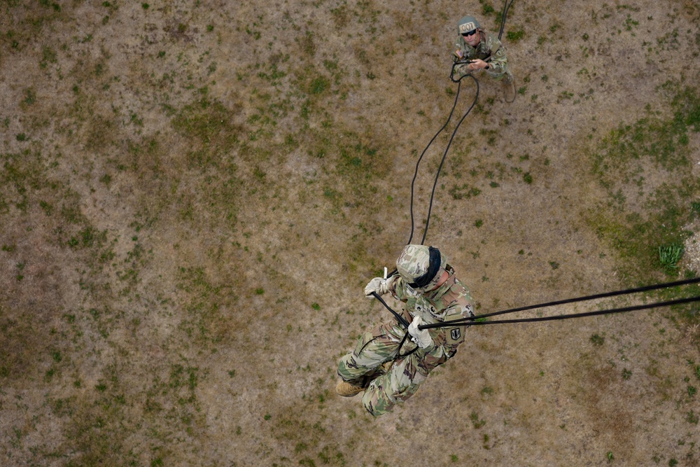 Master Rappel on 7ATC Parade Field