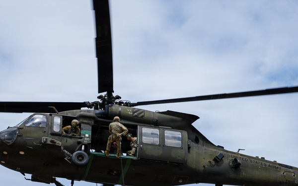 Master Rappel on 7ATC Parade Field